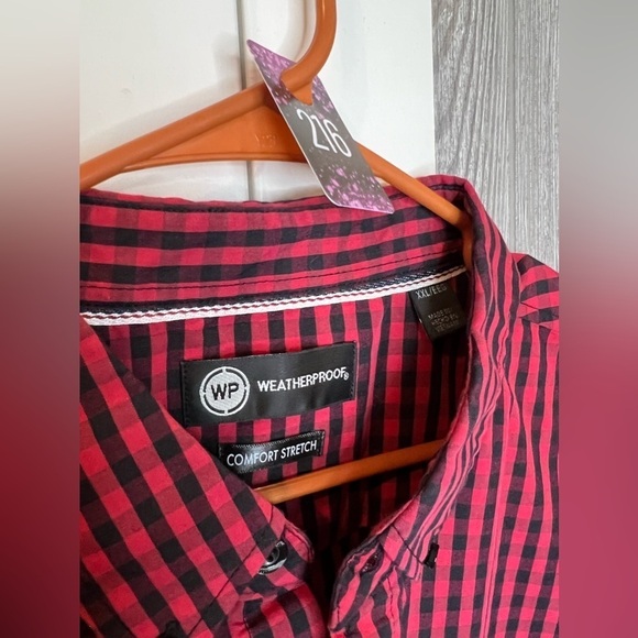 216. Weatherproof Men's Woven Comfort Stretch Short Sleeve Button Down Shirt - Picture 4 of 8